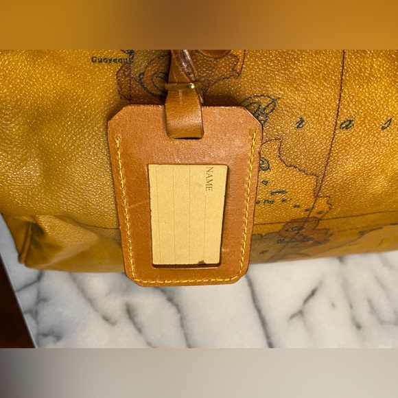 Alviero Martini Boston Bag - Picture 9 of 11